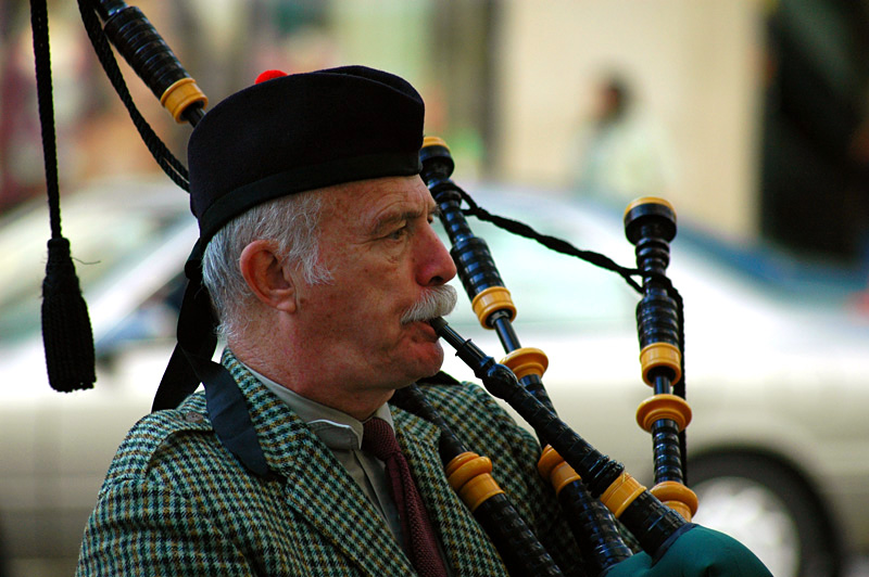 Play the Bagpipes